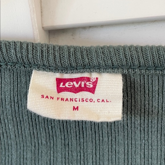 Levi's Green Button Down Ribbed Top - Picture 2 of 3